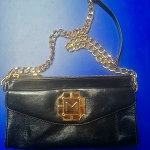 Monet bag is Gorgeous leather .